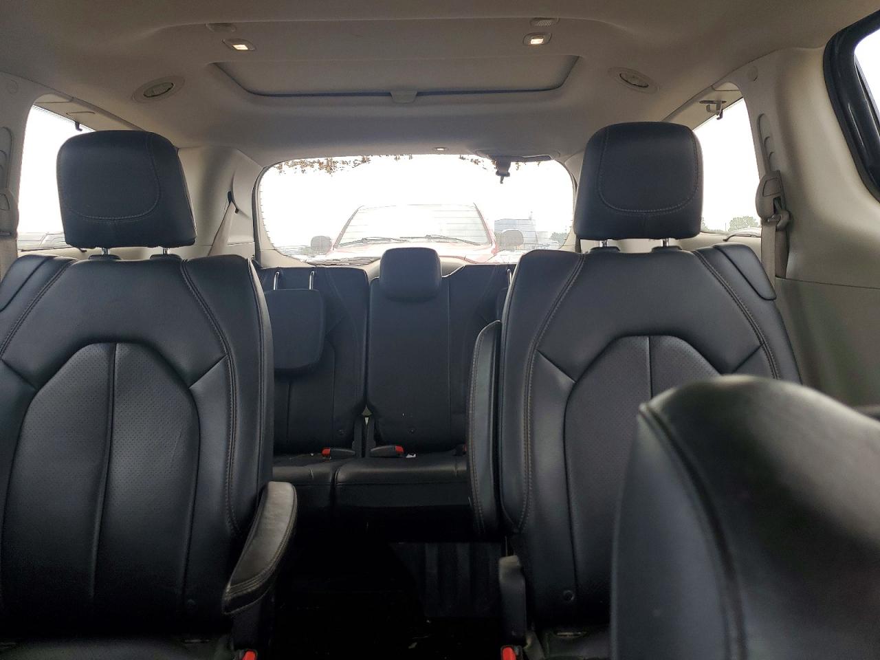 2C4RC1EGXJR101046 · 2018 CHRYSLER PACIFICA · 10/13