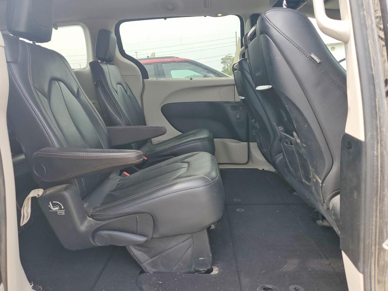 2C4RC1EGXJR101046 · 2018 CHRYSLER PACIFICA · 11/13