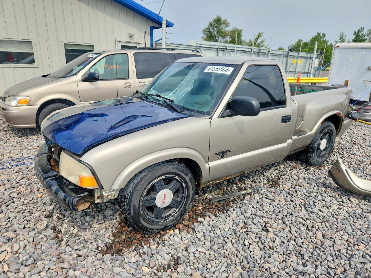 1GTCS1452Y8206310 · 2000 GMC SONOMA