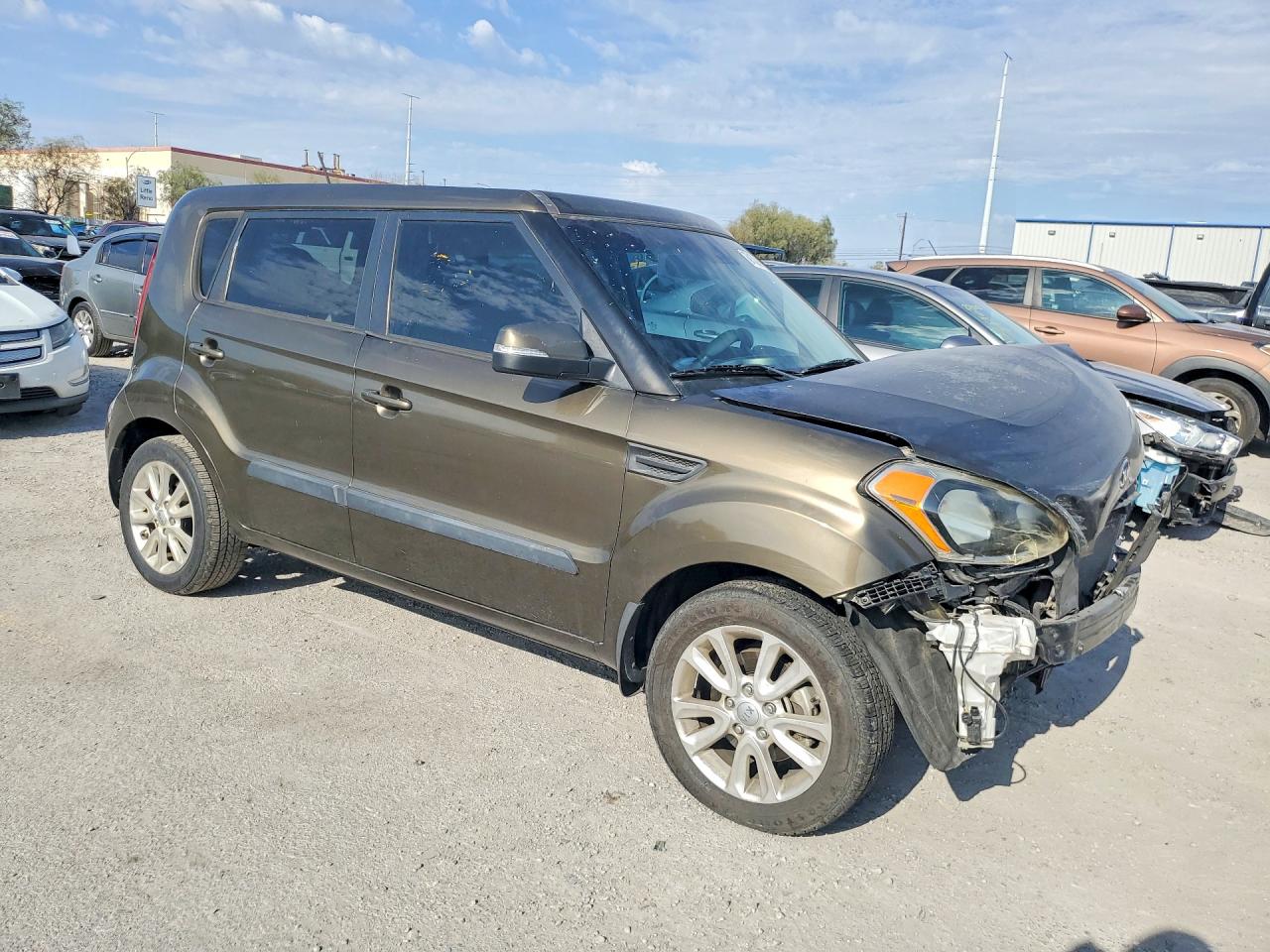 KNDJT2A60D7528287 · 2013 KIA SOUL · 4/14