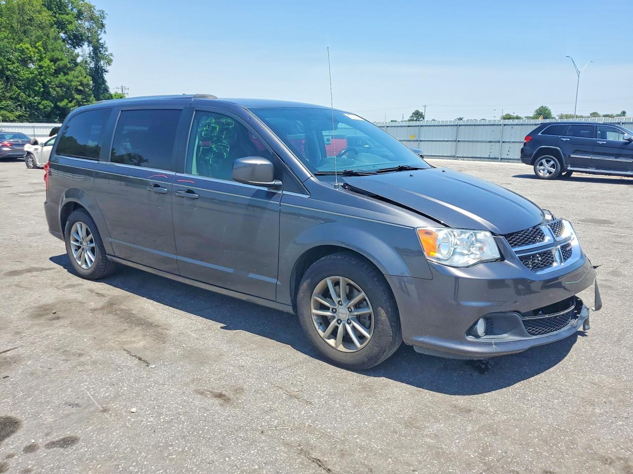 2C4RDGCG8LR253557 · 2020 DODGE GRAND CARAVAN · 4/13