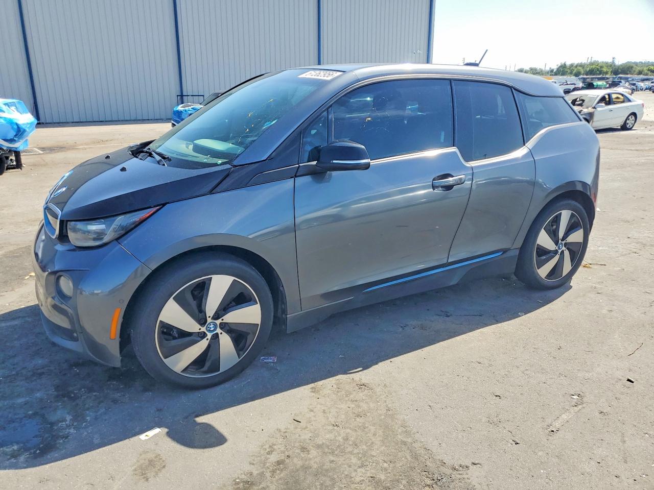 WBY1Z6C3XHV949569 · 2017 BMW I3