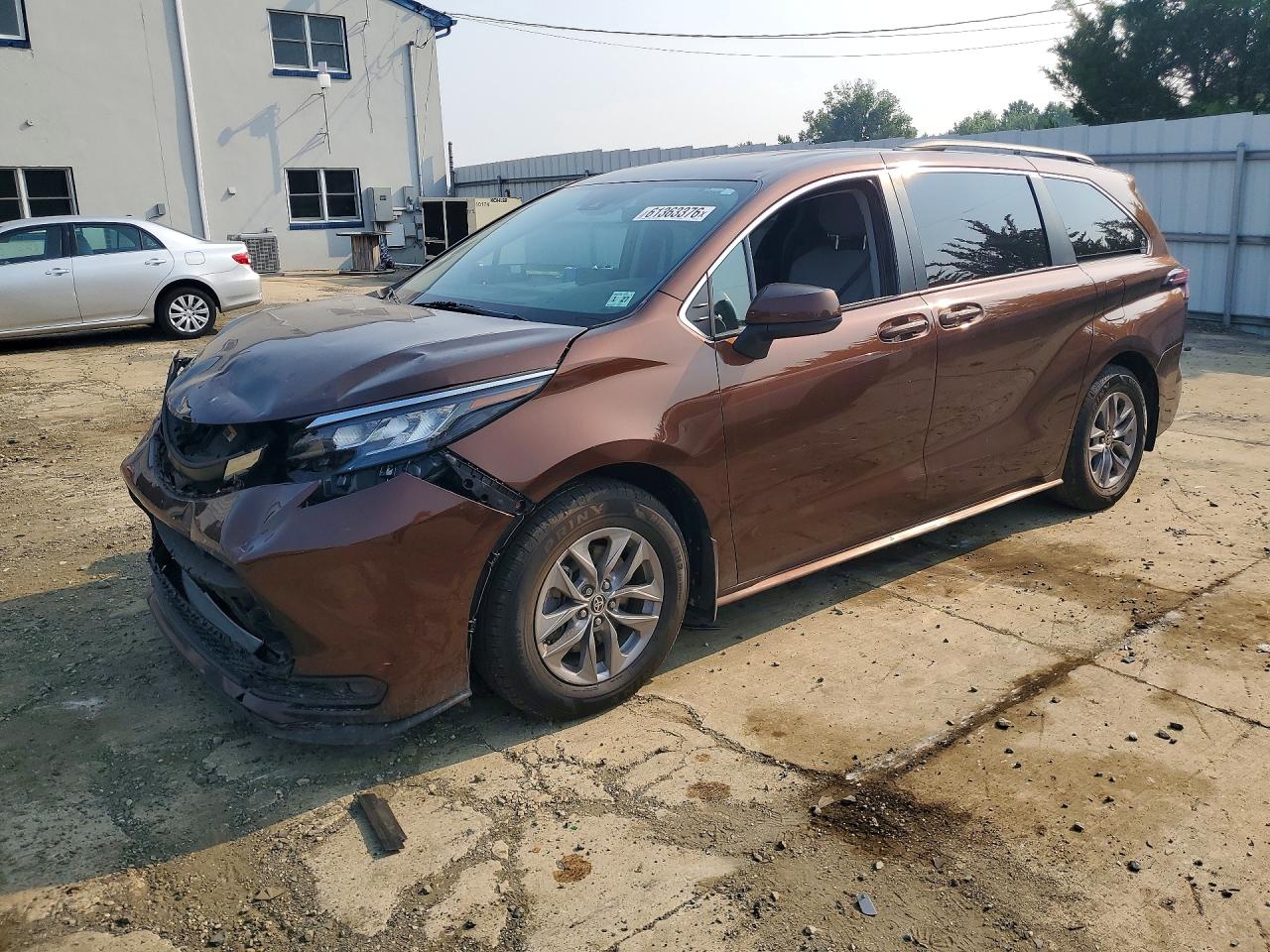 5TDKSKFC1NS048790 · 2022 TOYOTA SIENNA