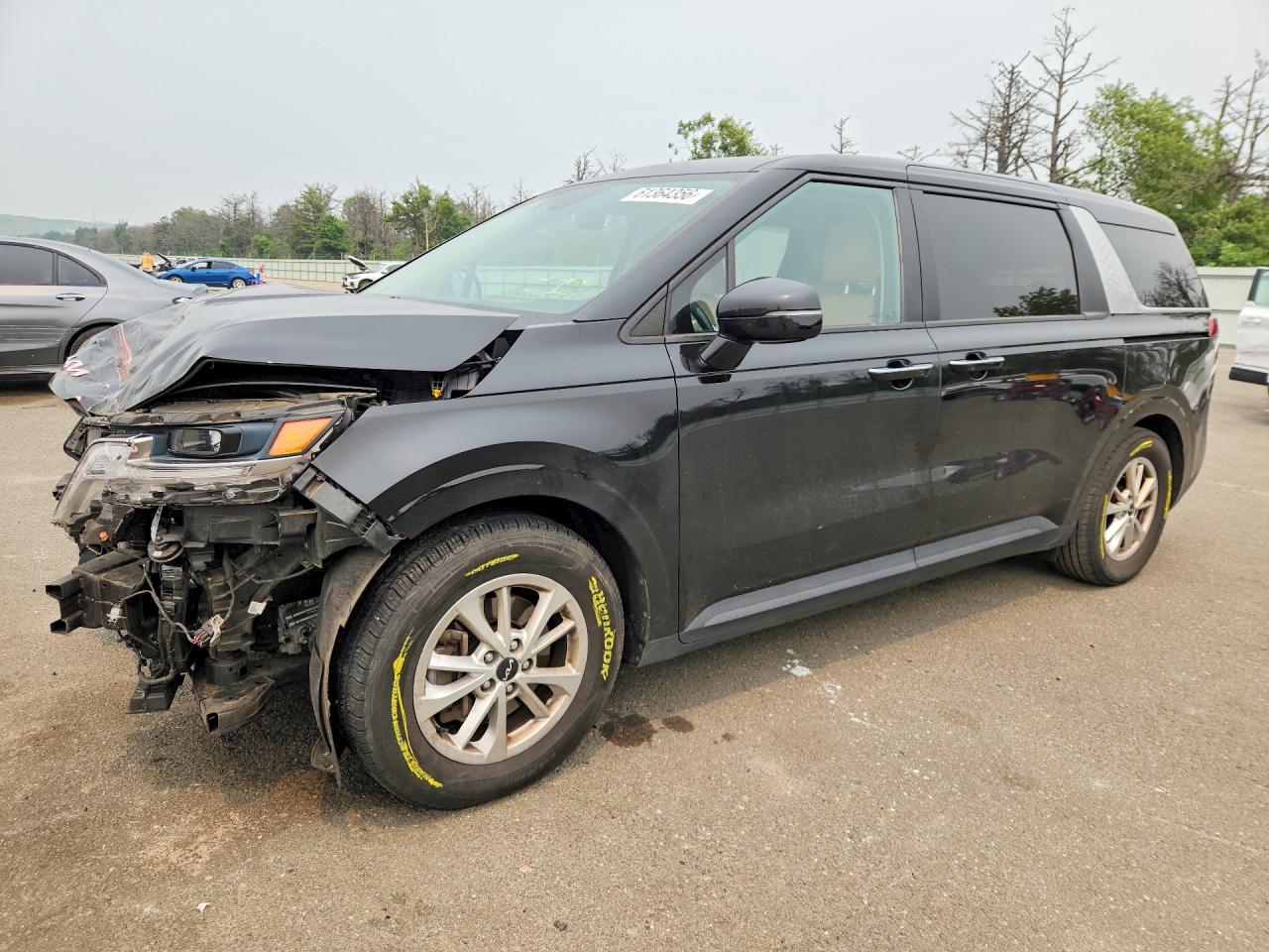 KNDNB4H38P6193799 · 2023 KIA CARNIVAL
