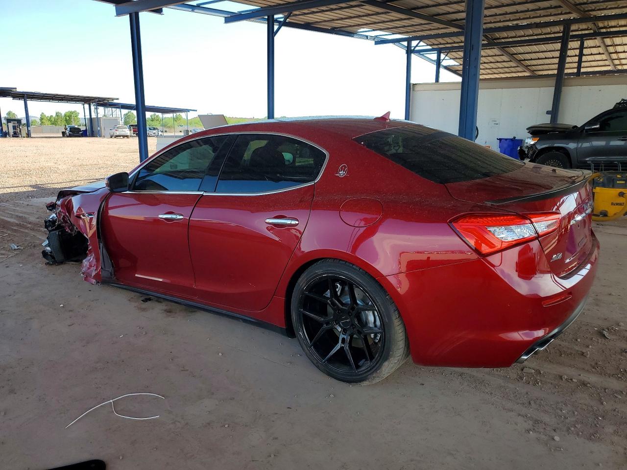 ZAM57YTA6J1296685 · 2018 MASERATI GHIBLI · 2/13
