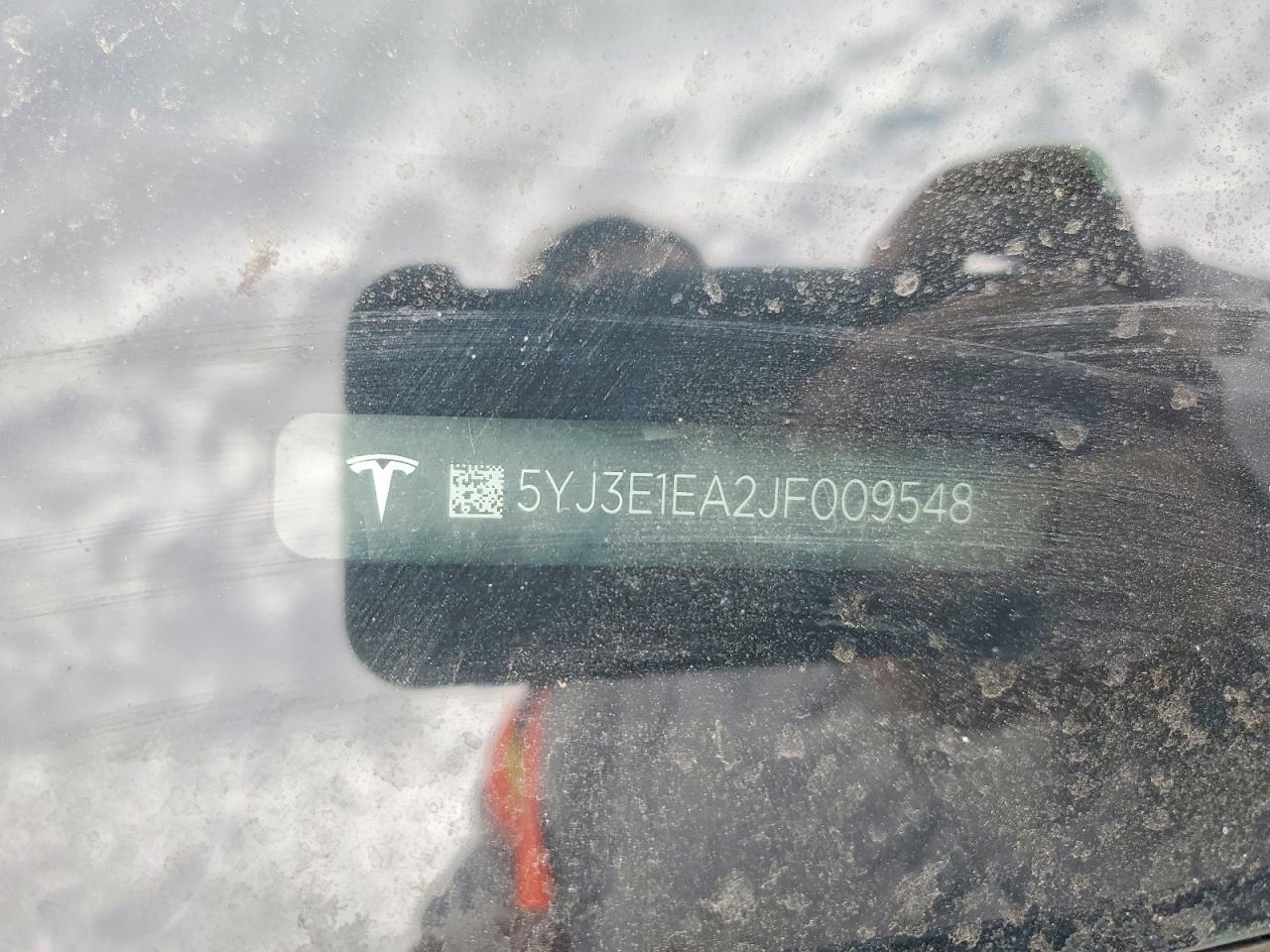 5YJ3E1EA2JF009548 · 2018 TESLA MODEL 3 · 12/12