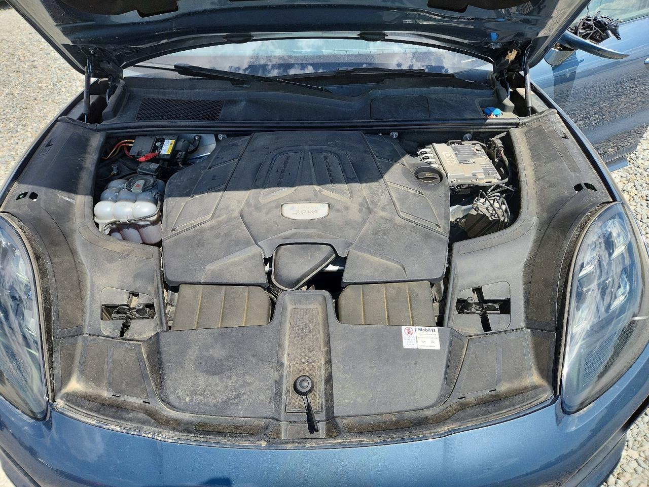 WP1AA2AY6KDA17204 · 2019 PORSCHE CAYENNE · 12/13