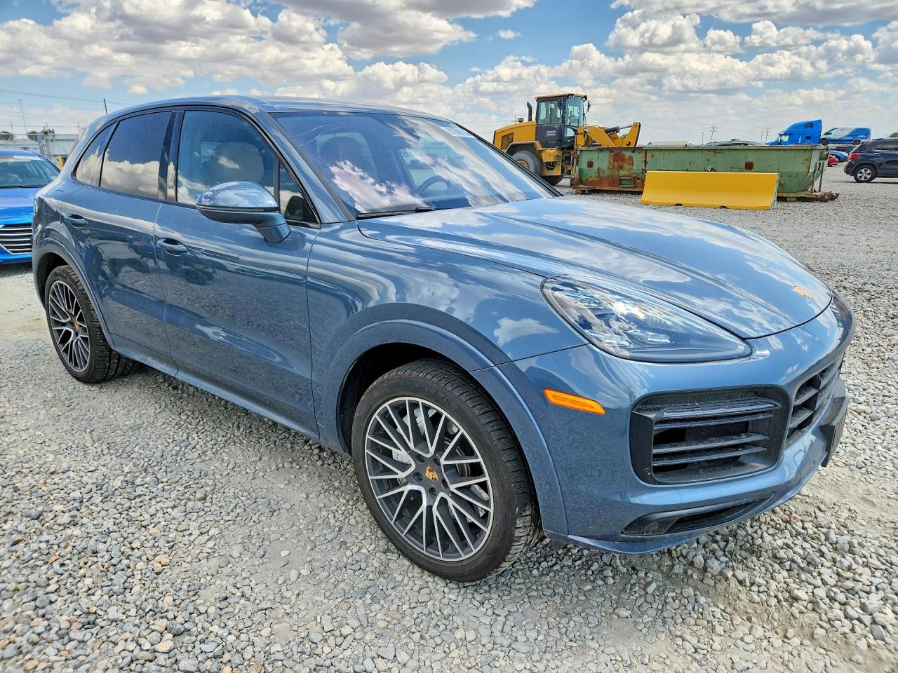WP1AA2AY6KDA17204 · 2019 PORSCHE CAYENNE · 4/13