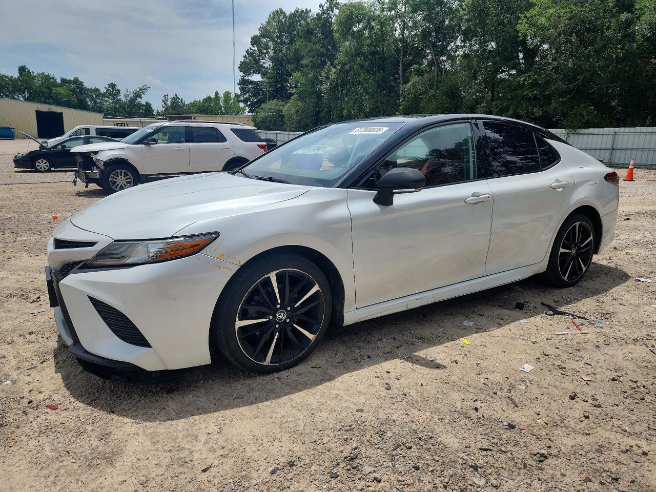2019 TOYOTA CAMRY