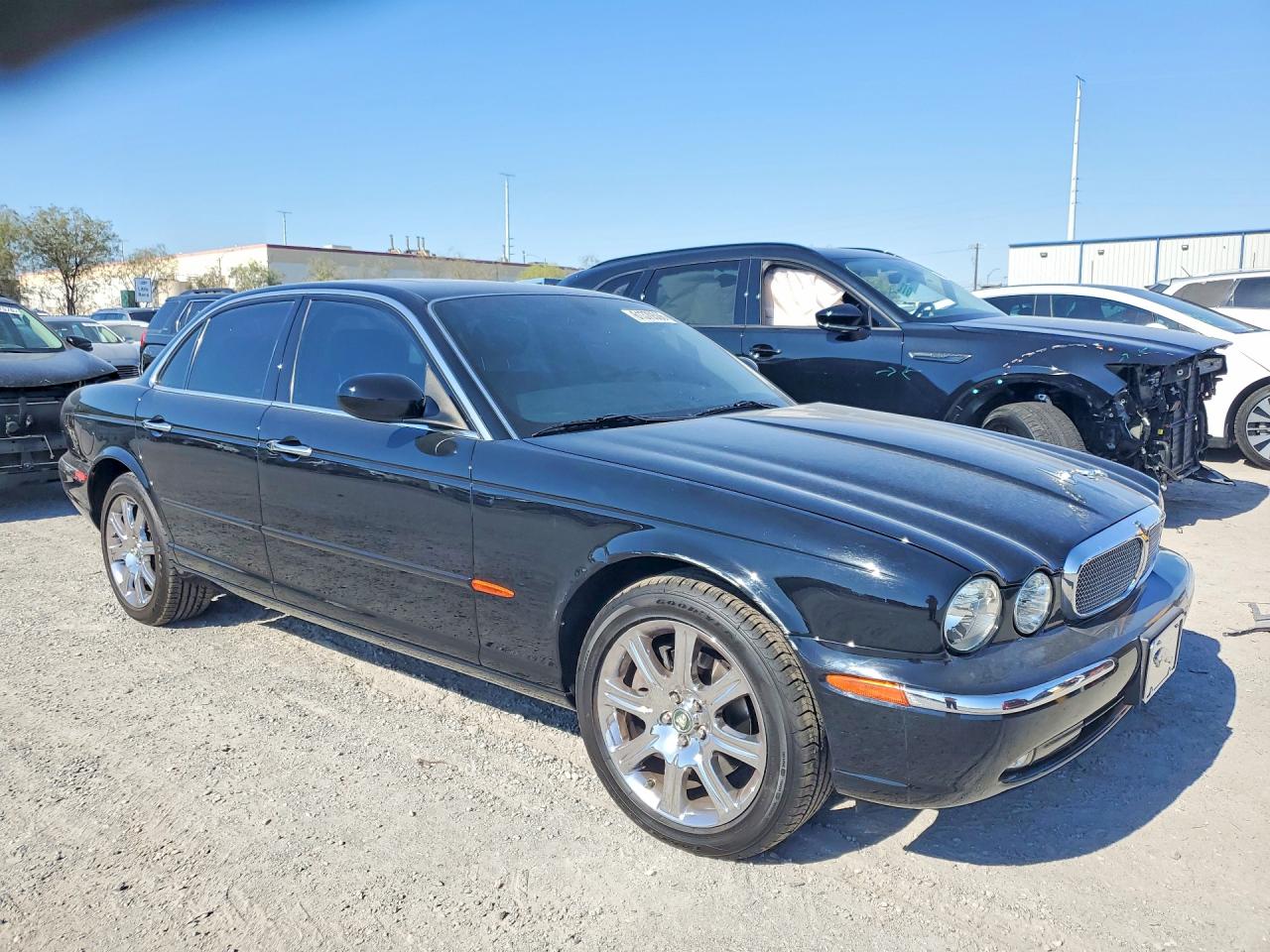 SAJEA71C04SG11570 · 2004 JAGUAR XJ8 · 4/12