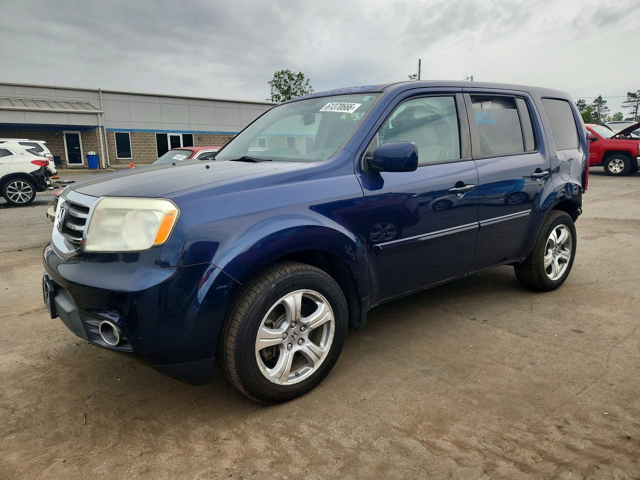 5FNYF4H74FB018781 · 2015 HONDA PILOT