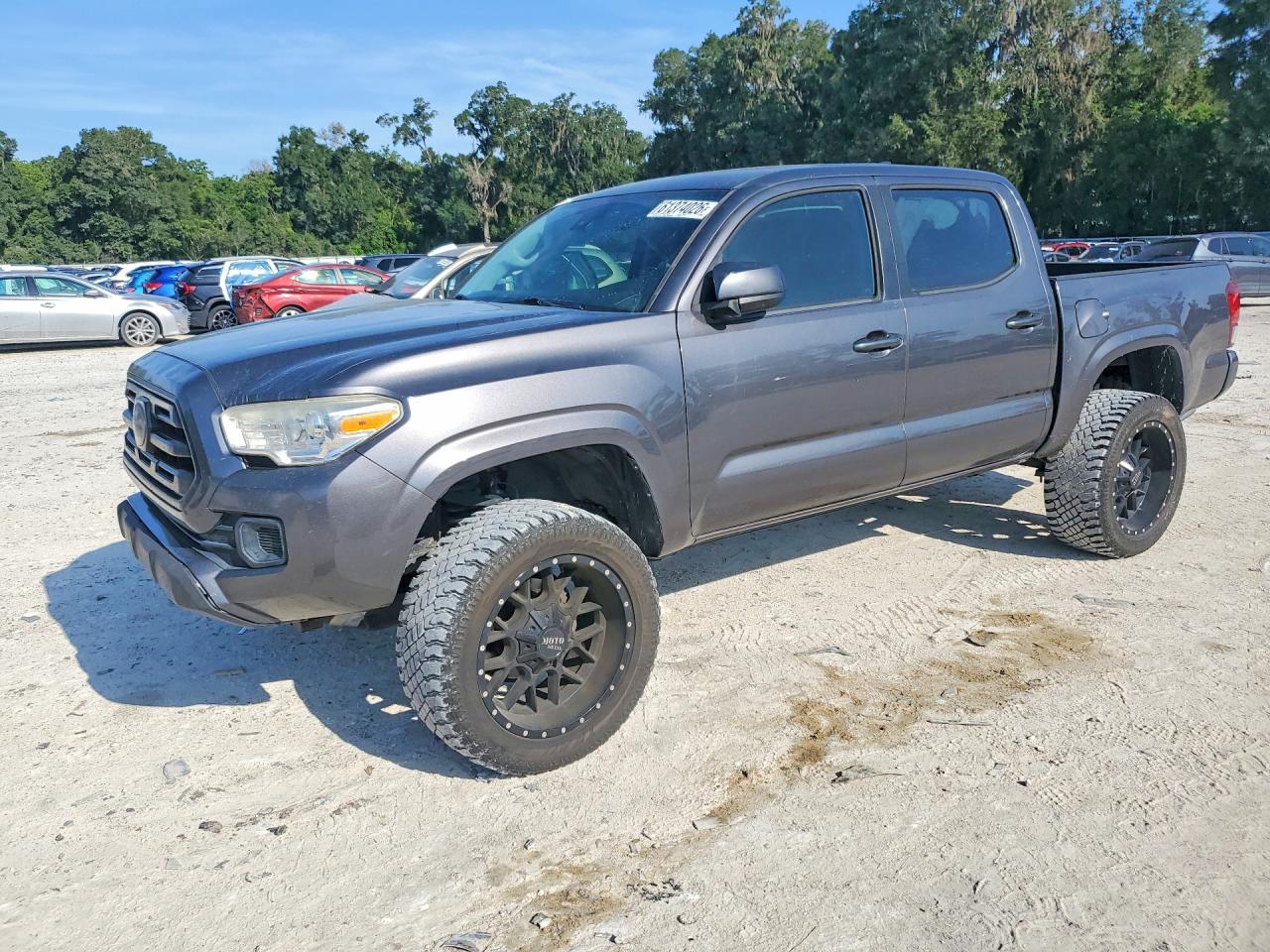 5TFAX5GN9JX126882 · 2018 TOYOTA TACOMA