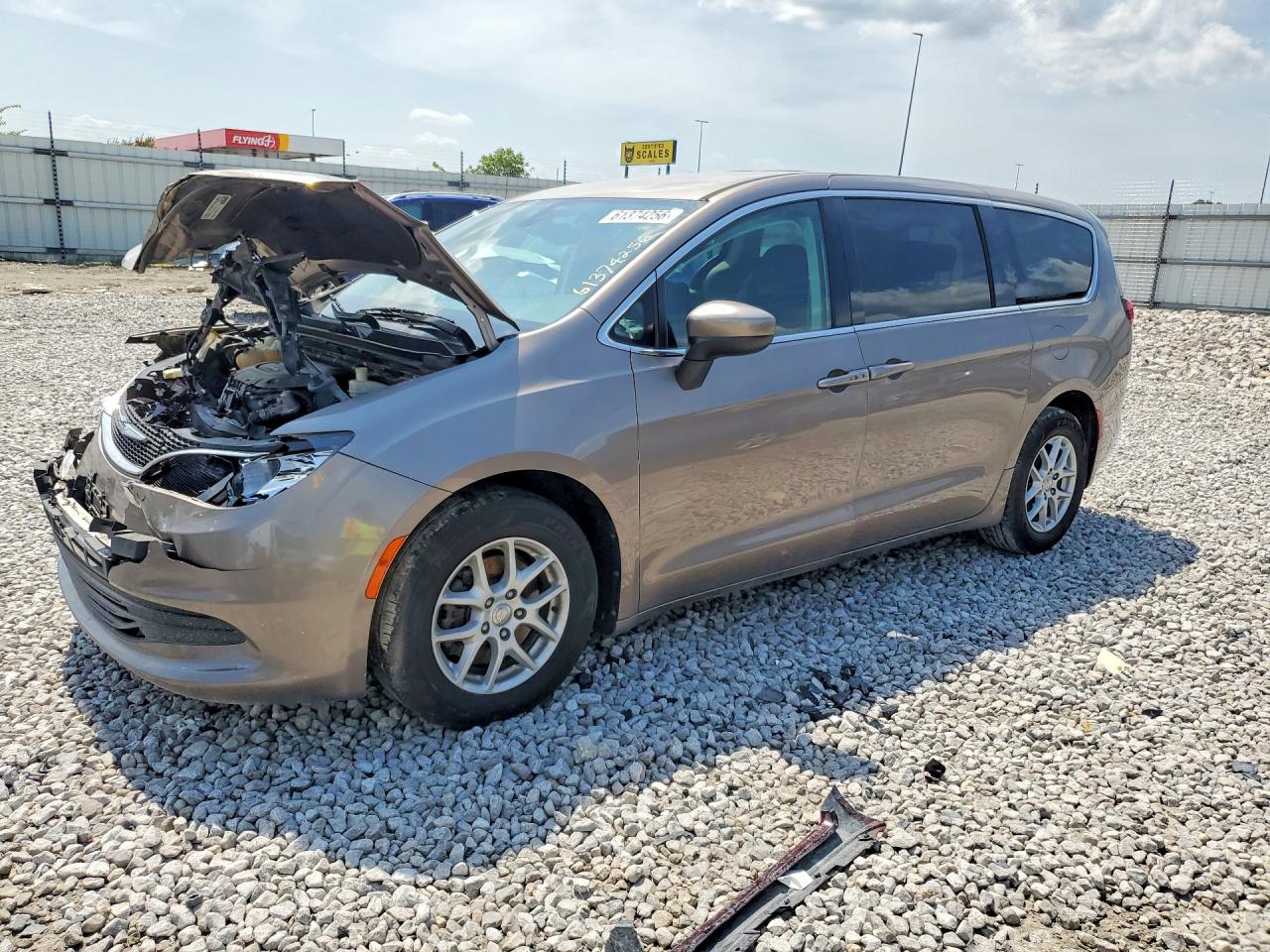 2017 CHRYSLER PACIFICA