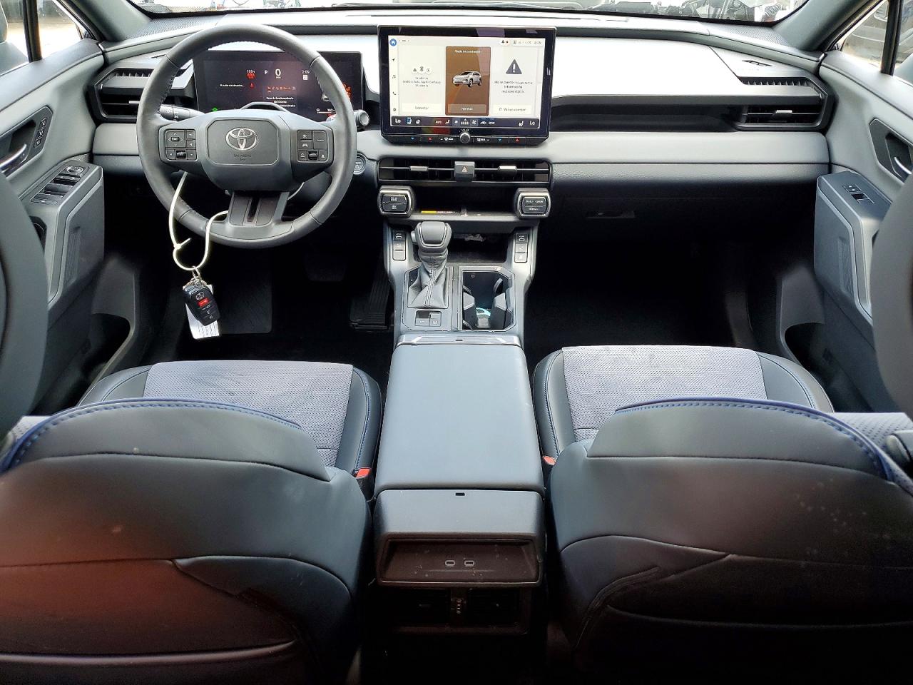 2T36CRAVXTW009059 · 2026 TOYOTA RAV4 · 8/13