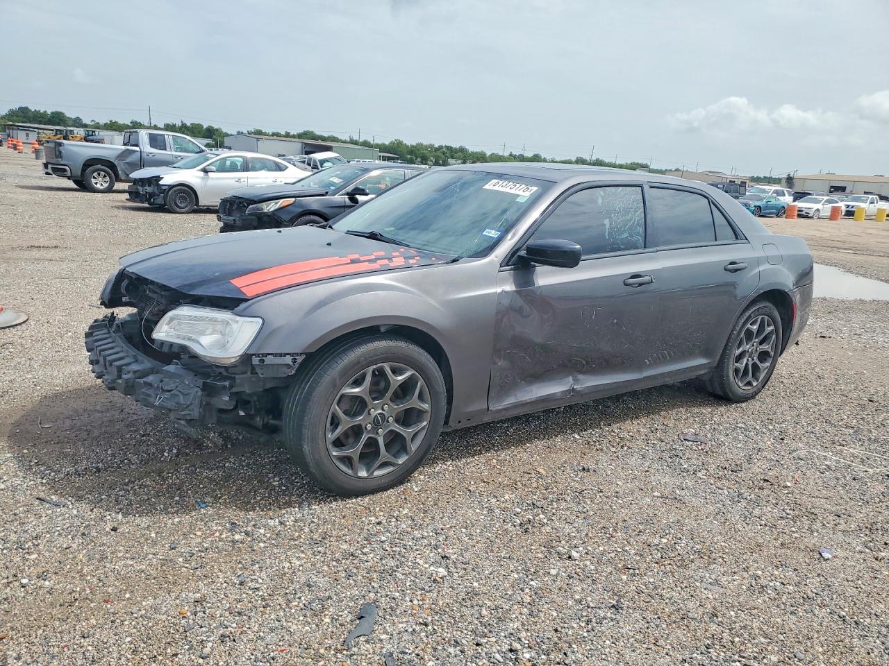 2C3CCAGG9JH256362 · 2018 CHRYSLER 300