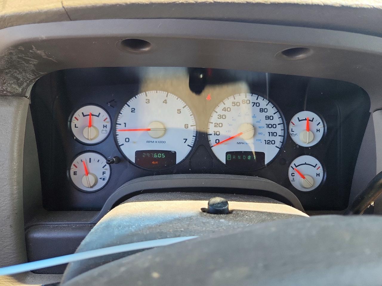3D7KU28D33G837864 · 2003 DODGE RAM 2500 · 9/13