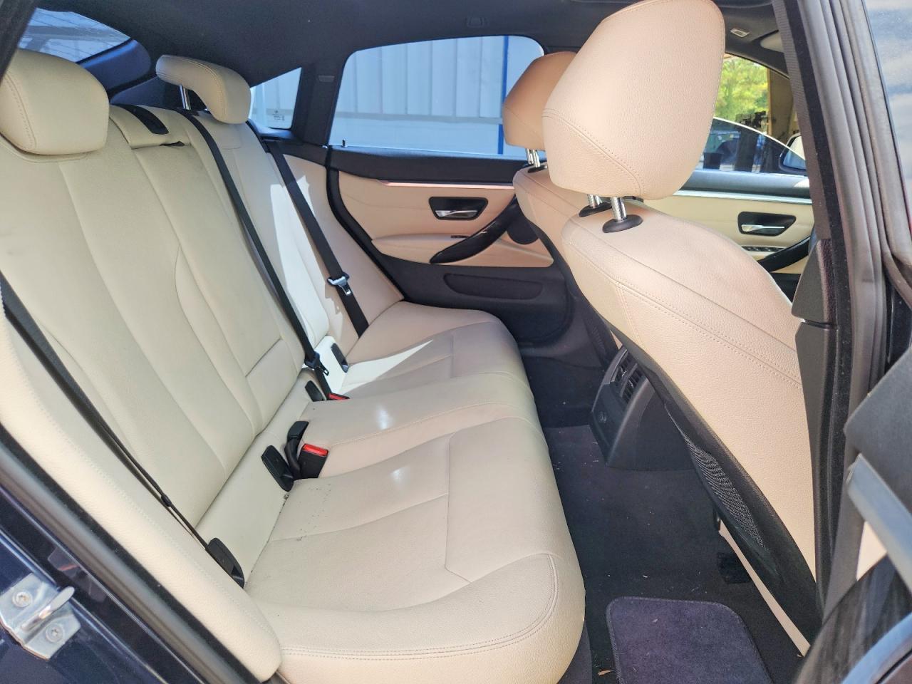 WBA4F7C55HG787060 · 2017 BMW 430I · 10/12