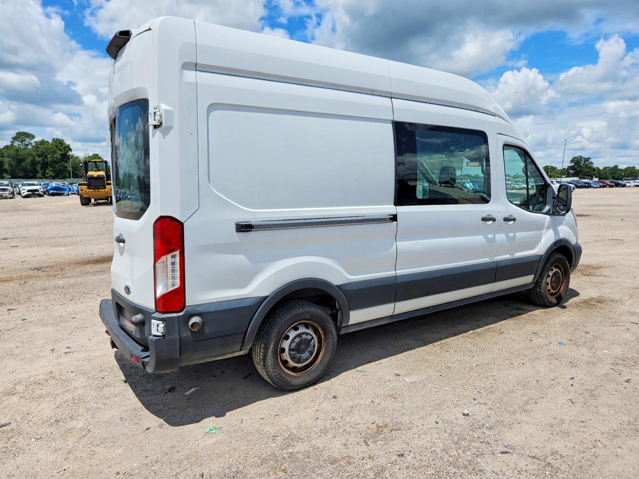 1FTYR2XG0KKB82152 · 2019 FORD TRANSIT · 3/13