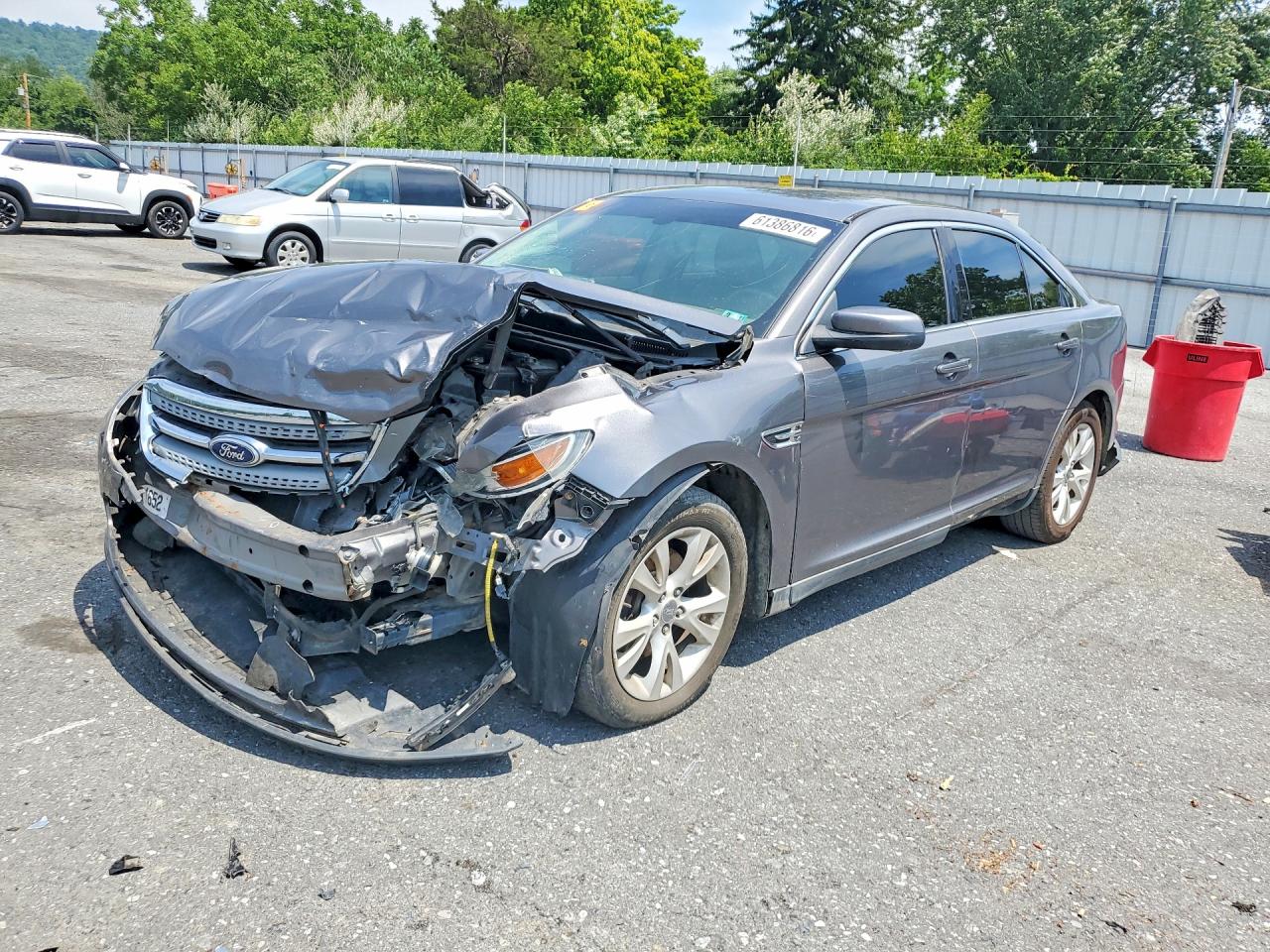 2011 FORD TAURUS