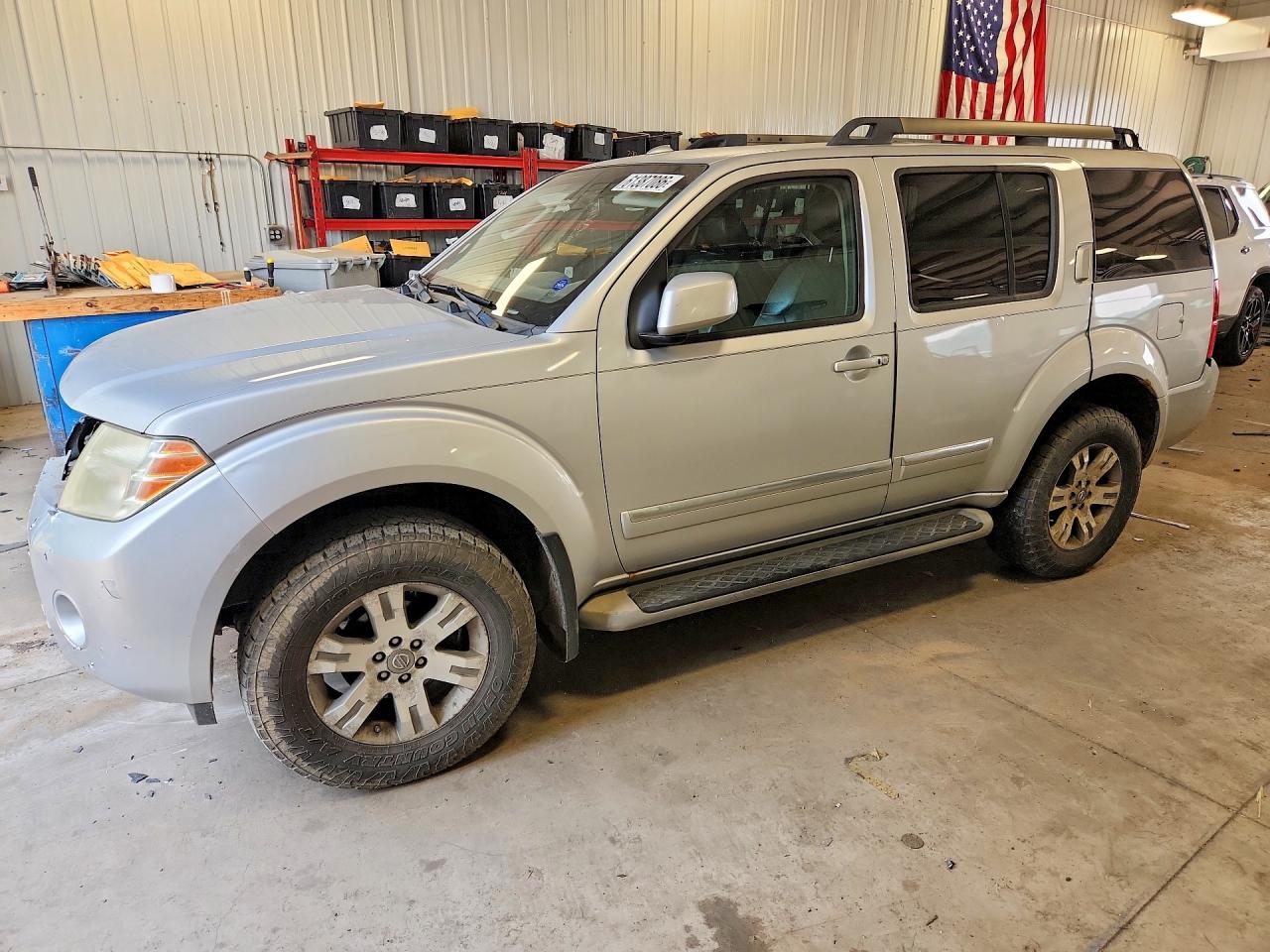 5N1AR1NB7BC610906 · 2011 NISSAN PATHFINDER