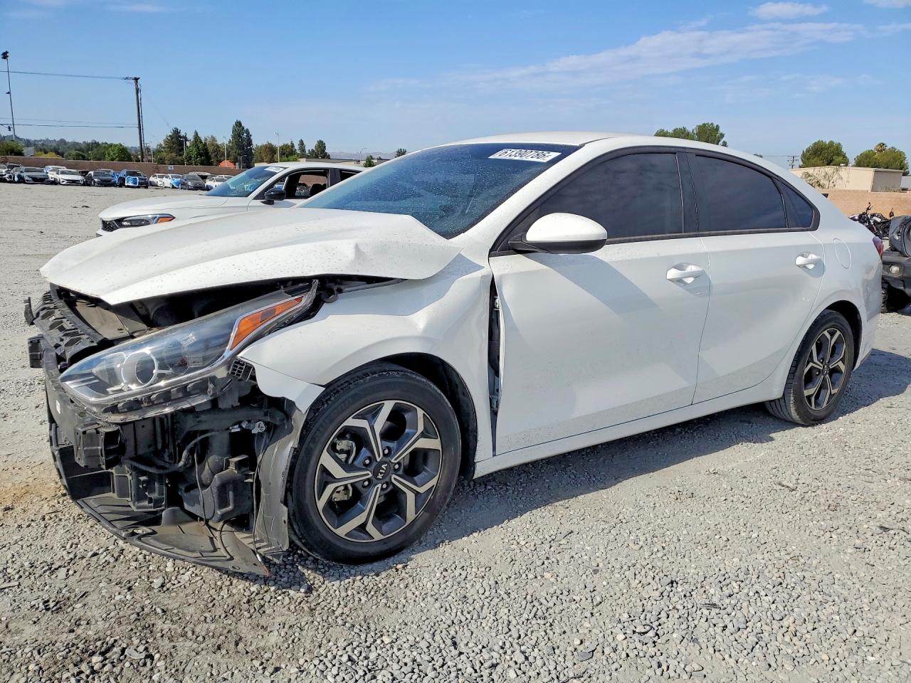 3KPF24AD2ME268784 · 2021 KIA FORTE