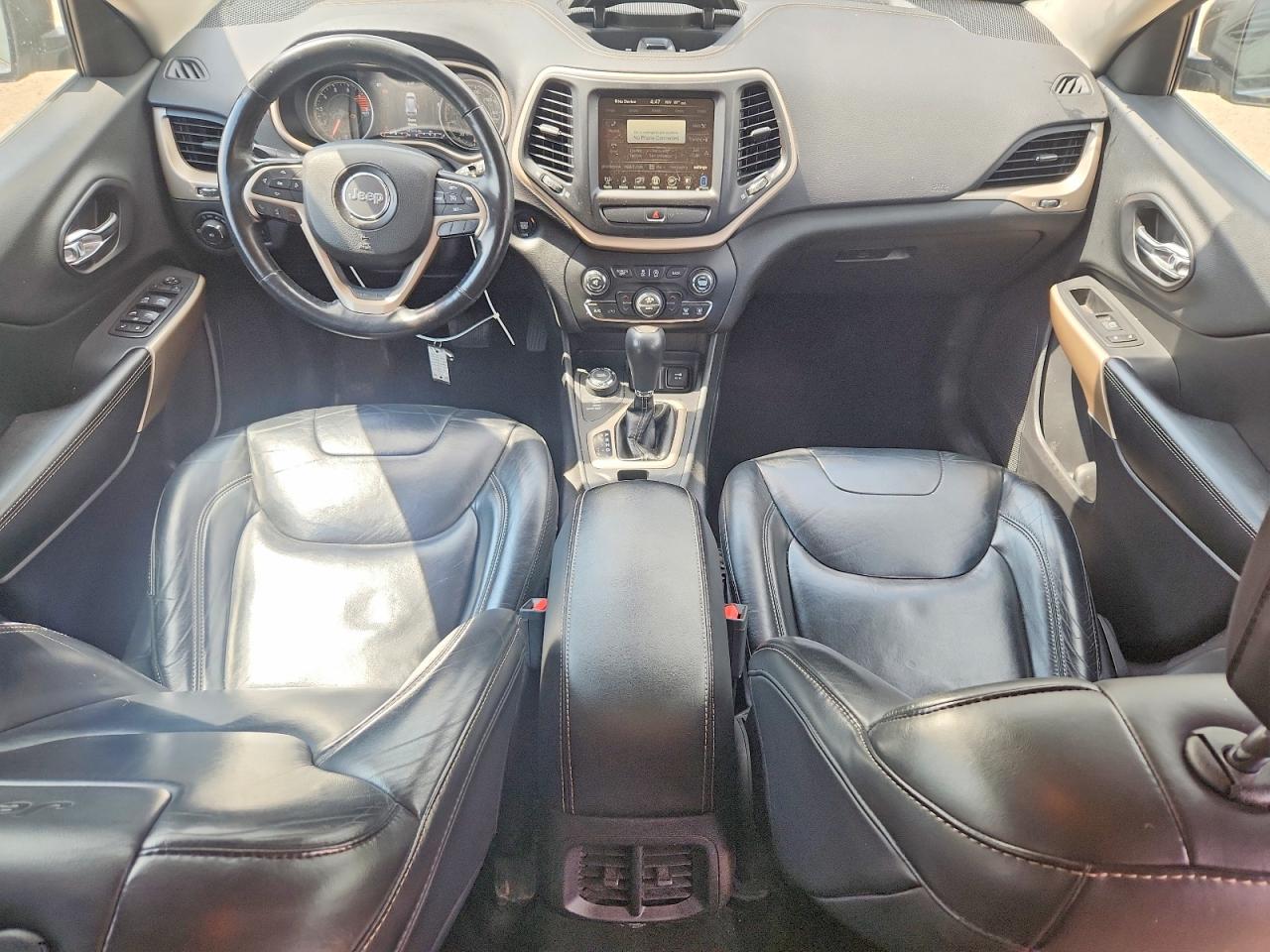 1C4PJMDS2HW569634 · 2017 JEEP CHEROKEE · 8/12