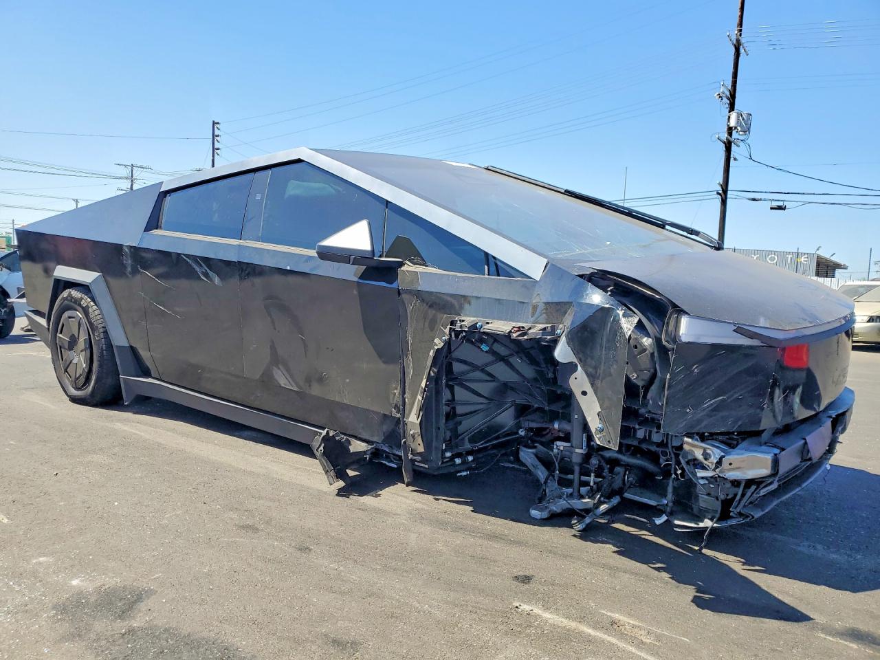 7G2CEHED4RA039725 · 2024 TESLA CYBERTRUCK · 4/13
