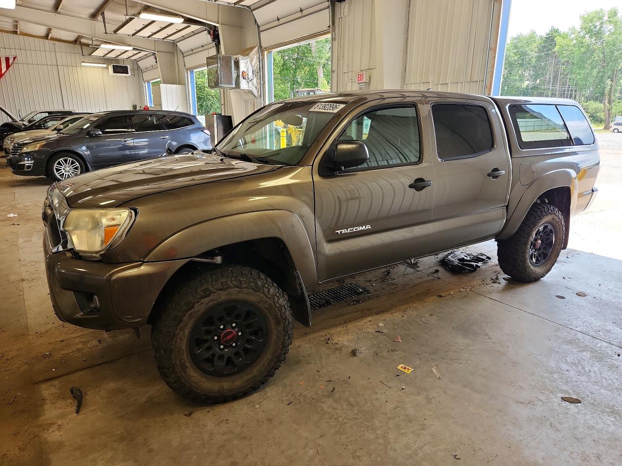 3TMLU4EN6CM092701 · 2012 TOYOTA TACOMA