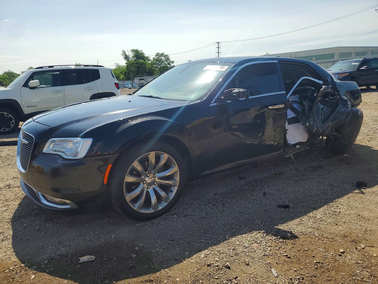 2C3CCAEGXKH585611 · 2019 CHRYSLER 300