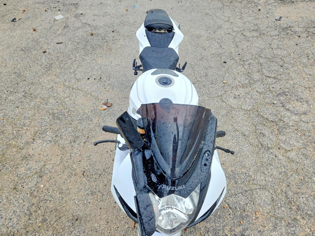 JS1GR7MA4L7100575 · 2020 SUZUKI GSX-R750 · 5/8