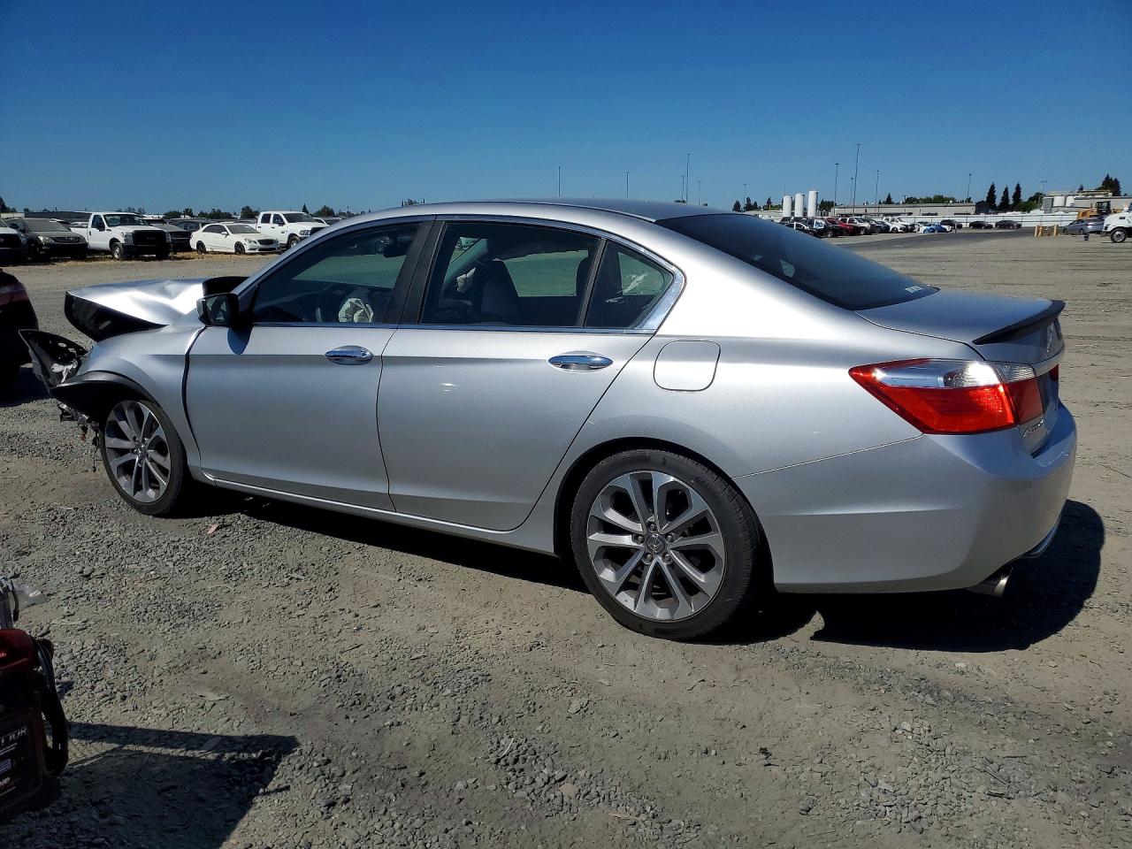 1HGCR2F54DA150096 · 2013 HONDA ACCORD · 2/13