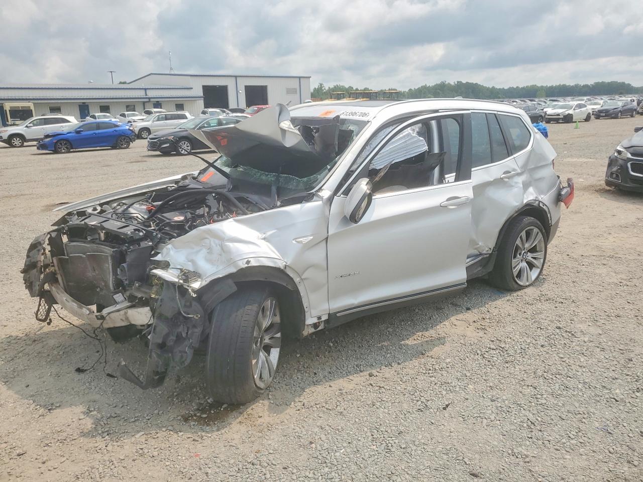 5UXWX7C51BL732739 · 2011 BMW X3