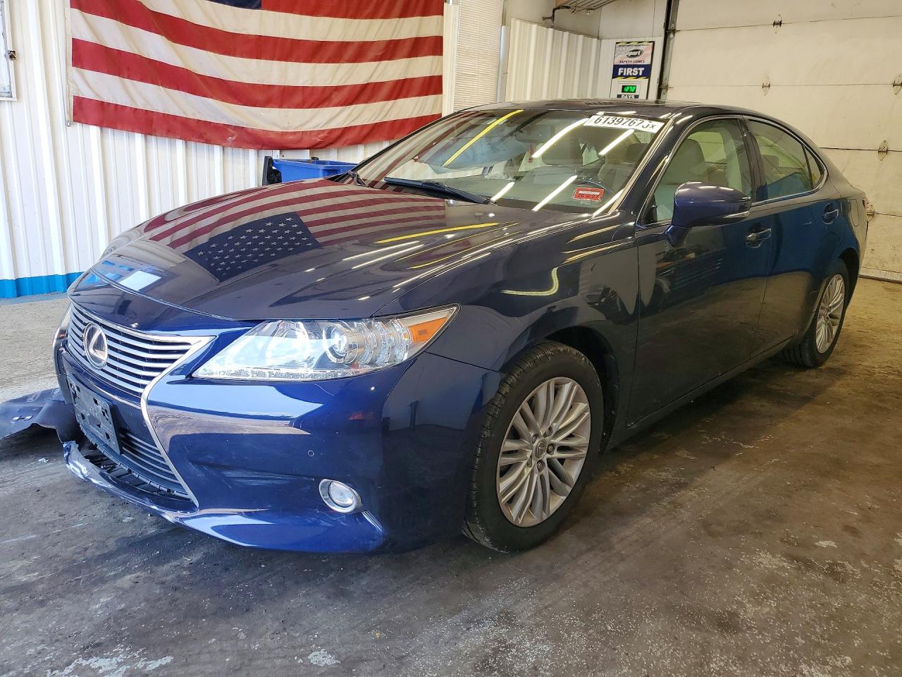 JTHBK1GGXF2158188 · 2015 LEXUS ES