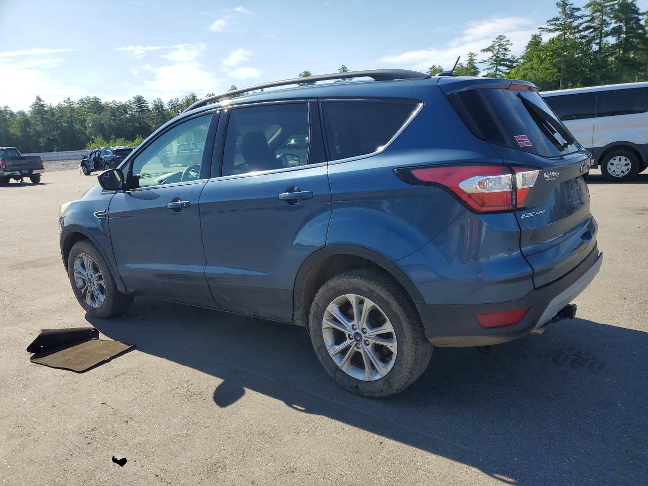 1FMCU9GD0JUB33183 · 2018 FORD ESCAPE · 2/12