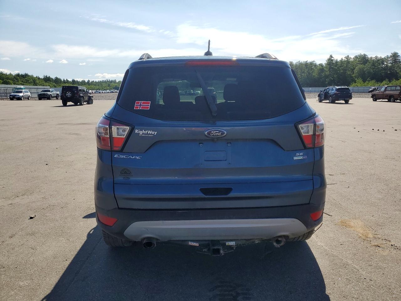 1FMCU9GD0JUB33183 · 2018 FORD ESCAPE · 6/12