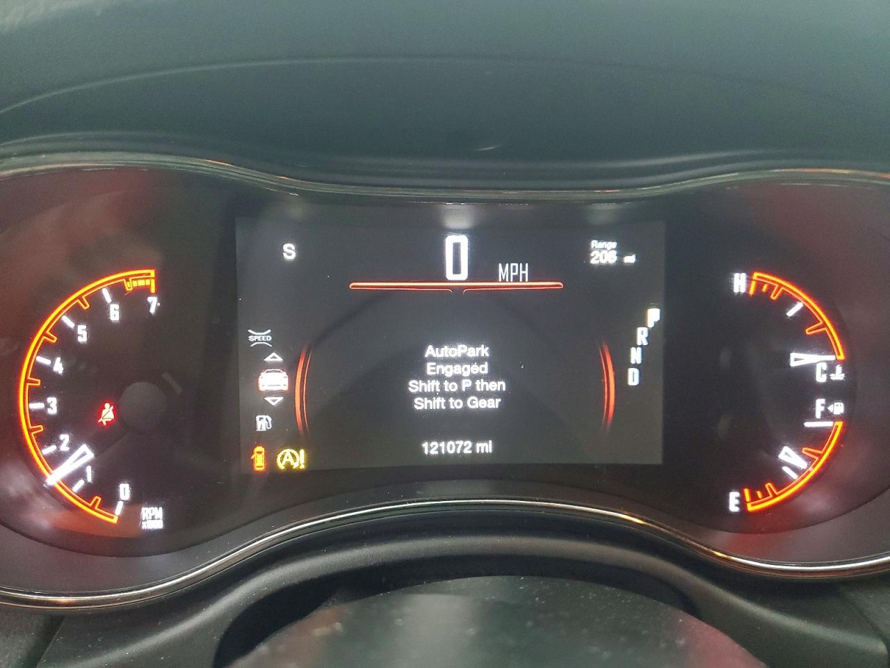 1C4RDJDG5JC416649 · 2018 DODGE DURANGO · 9/13