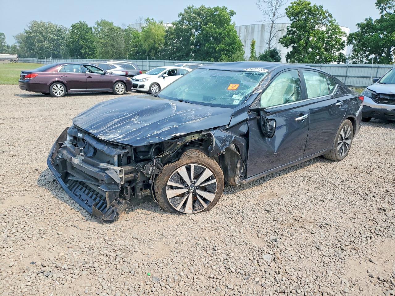 1N4BL4DV7NN385750 · 2022 NISSAN ALTIMA