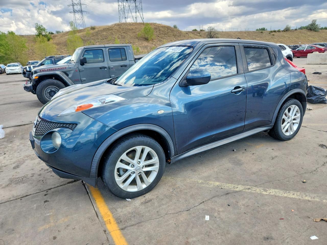 JN8AF5MR2DT215249 · 2013 NISSAN JUKE