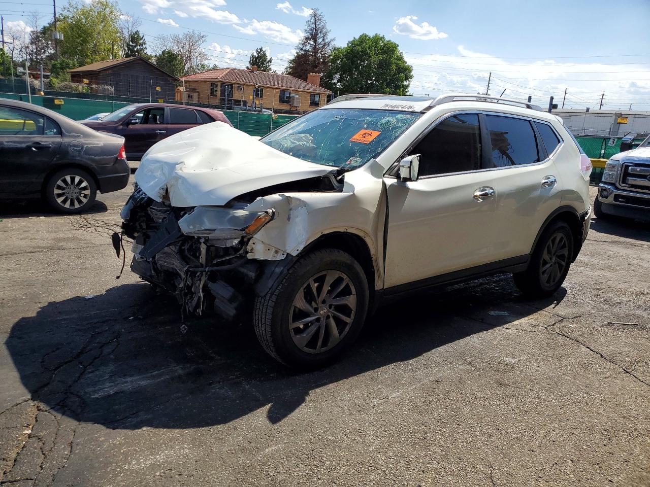 5N1AT2MV3GC868074 · 2016 NISSAN ROGUE
