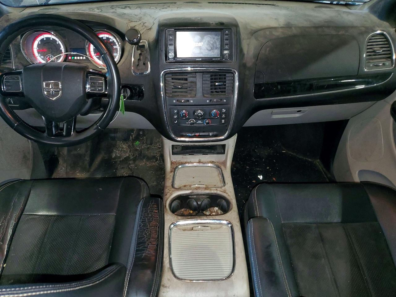 2C4RDGCG8HR858654 · 2017 DODGE GR CARAVAN · 8/13