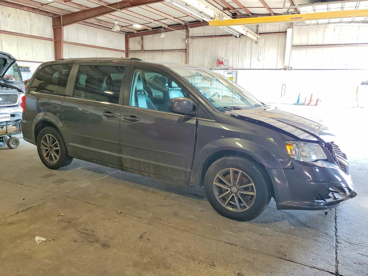 2C4RDGCG8HR858654 · 2017 DODGE GR CARAVAN · 4/13