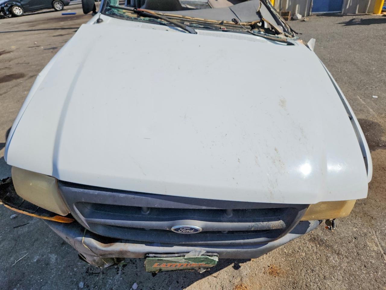 1FTYR10C1YTA26805 · 2000 FORD RANGER · 11/12