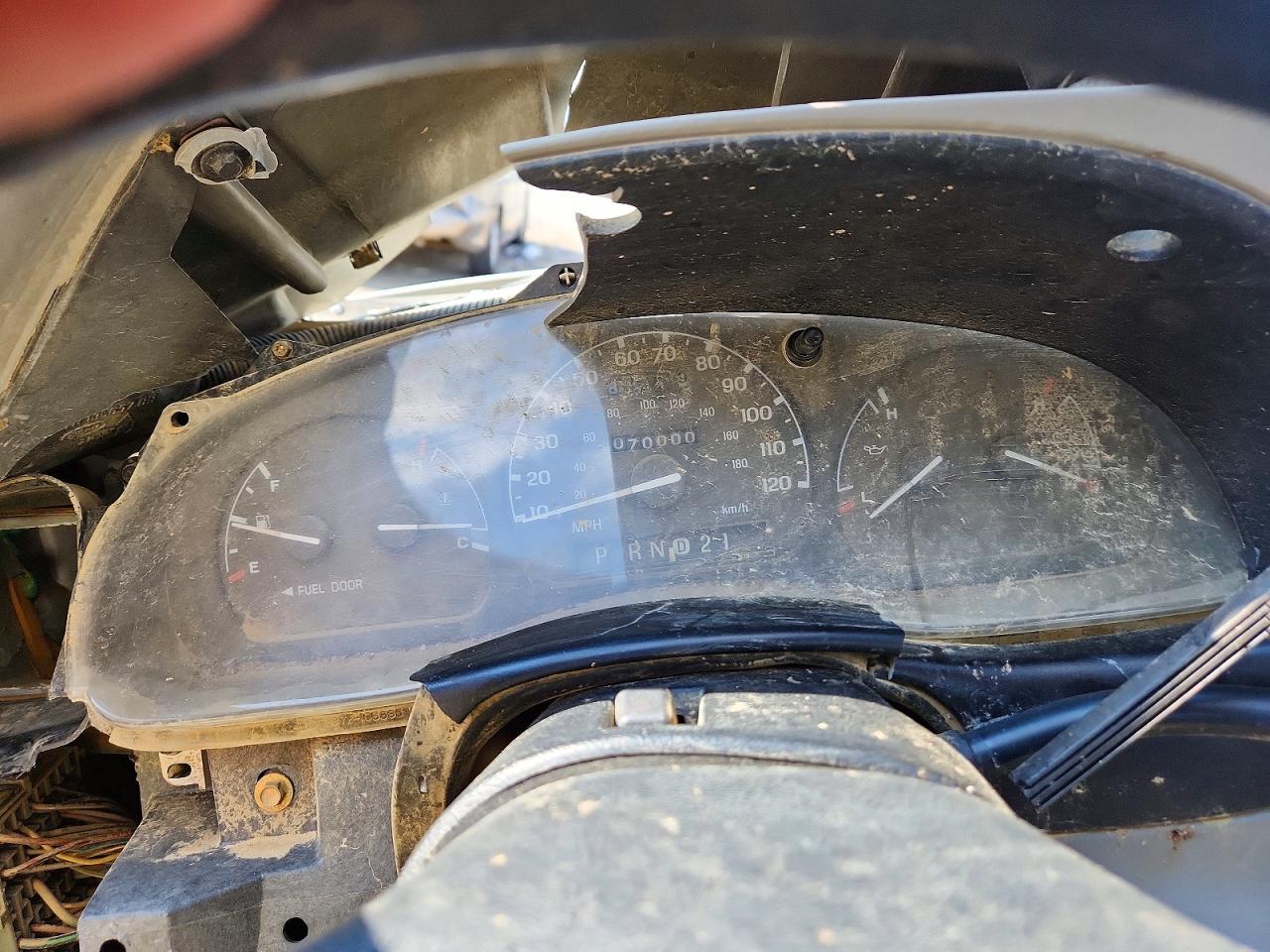 1FTYR10C1YTA26805 · 2000 FORD RANGER · 9/12