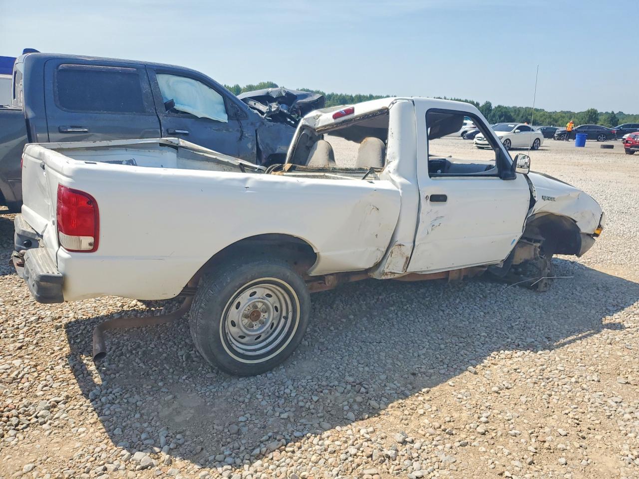 1FTYR10C1YTA26805 · 2000 FORD RANGER · 3/12