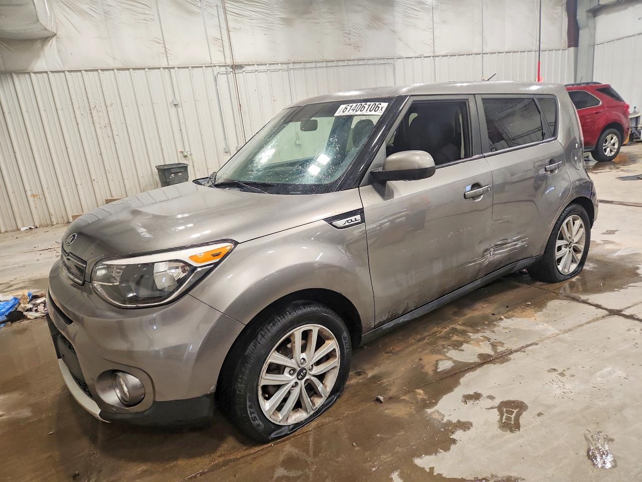 KNDJP3A52J7604332 · 2018 KIA SOUL
