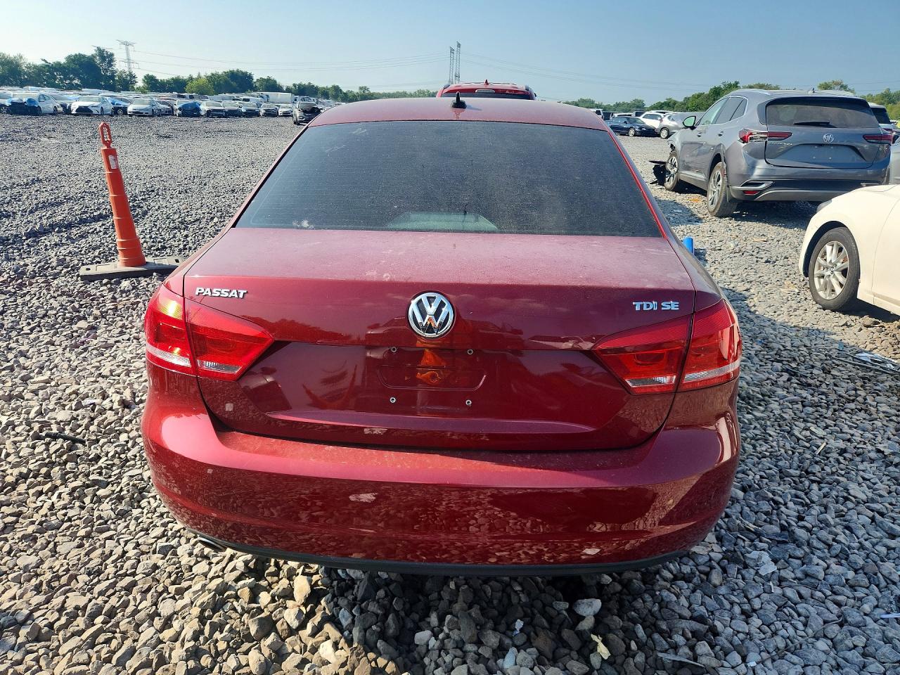 1VWBV7A36FC095938 · 2015 VOLKSWAGEN PASSAT · 6/12