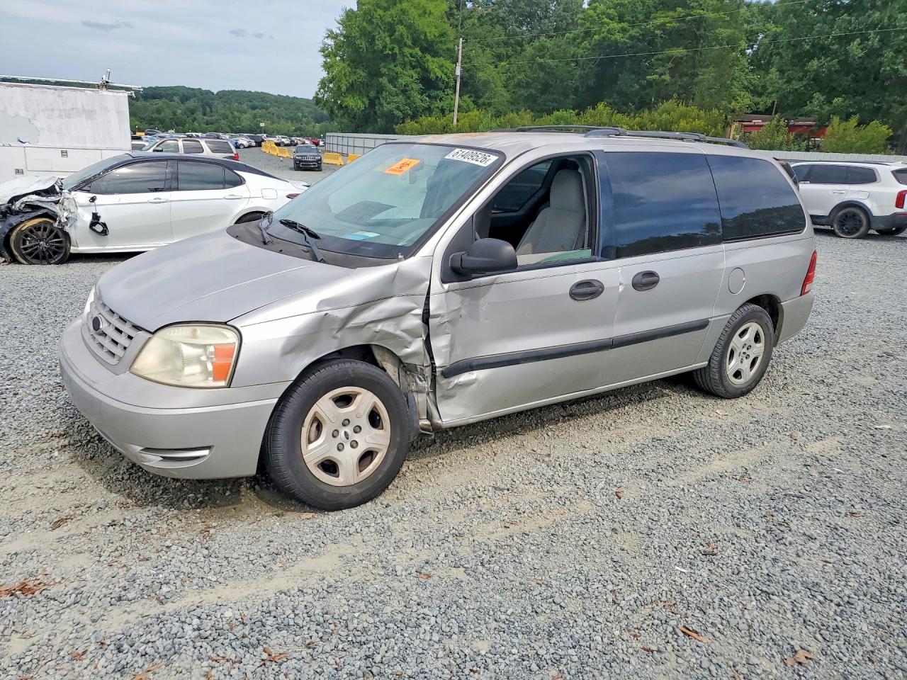 2FMDA516X5BA32244 · 2005 FORD FREESTAR