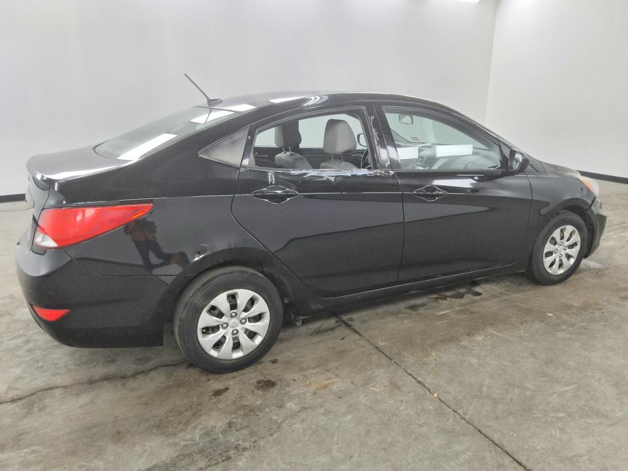 KMHCT4AE1GU060051 · 2016 HYUNDAI ACCENT · 3/12