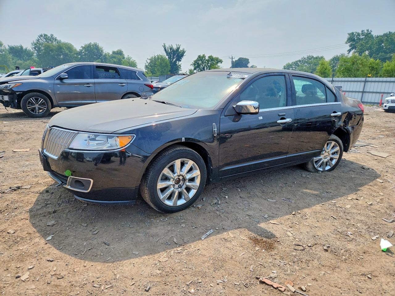 3LNHL2GC0BR775161 · 2011 LINCOLN MKZ