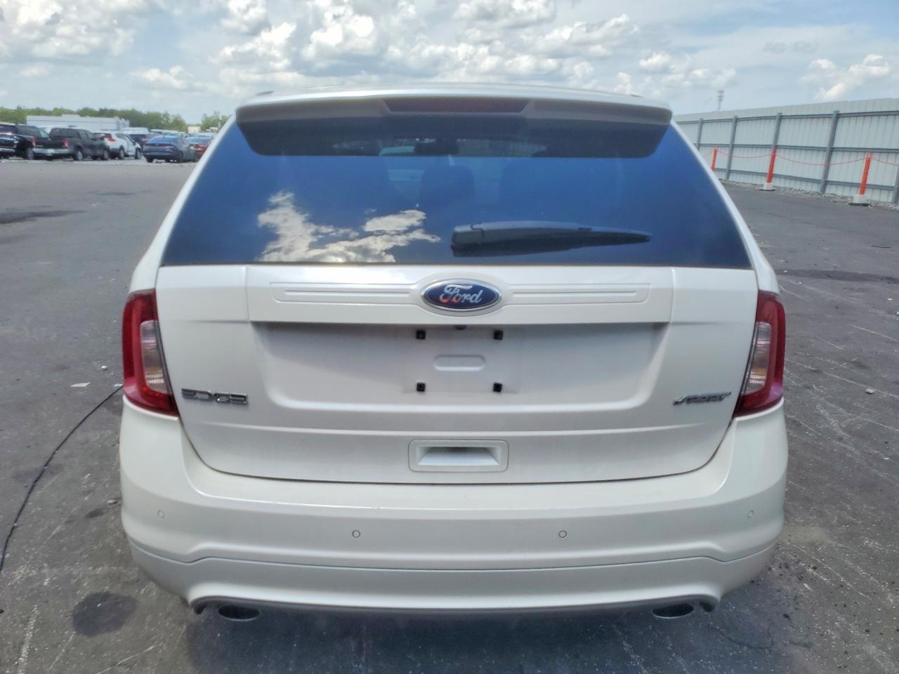 2FMDK3AK4BBA83832 · 2011 FORD EDGE · 6/14